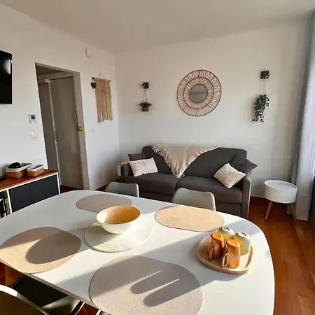 La Vue Sur - Avec Place De Parking アパート *